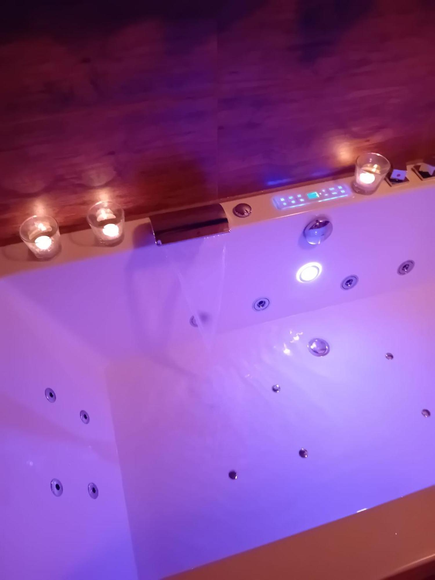 Wellnessoase Mit Sauna Und Whirlpool Inzell Exterior photo